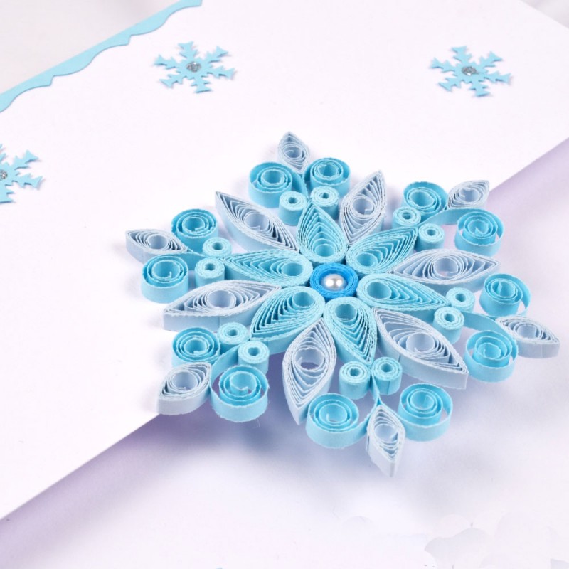 Объемные снежинки из бумаги