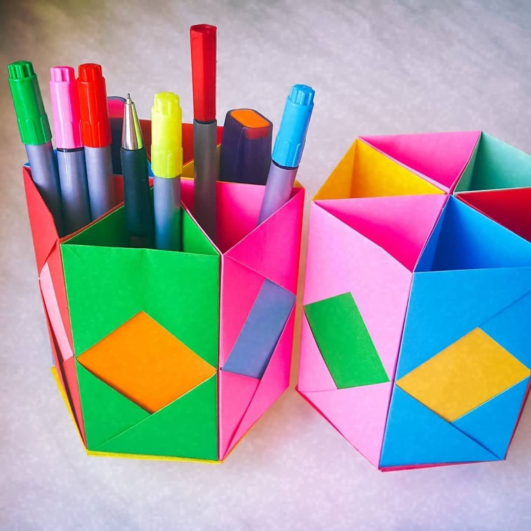 Оригами подставка для ручек