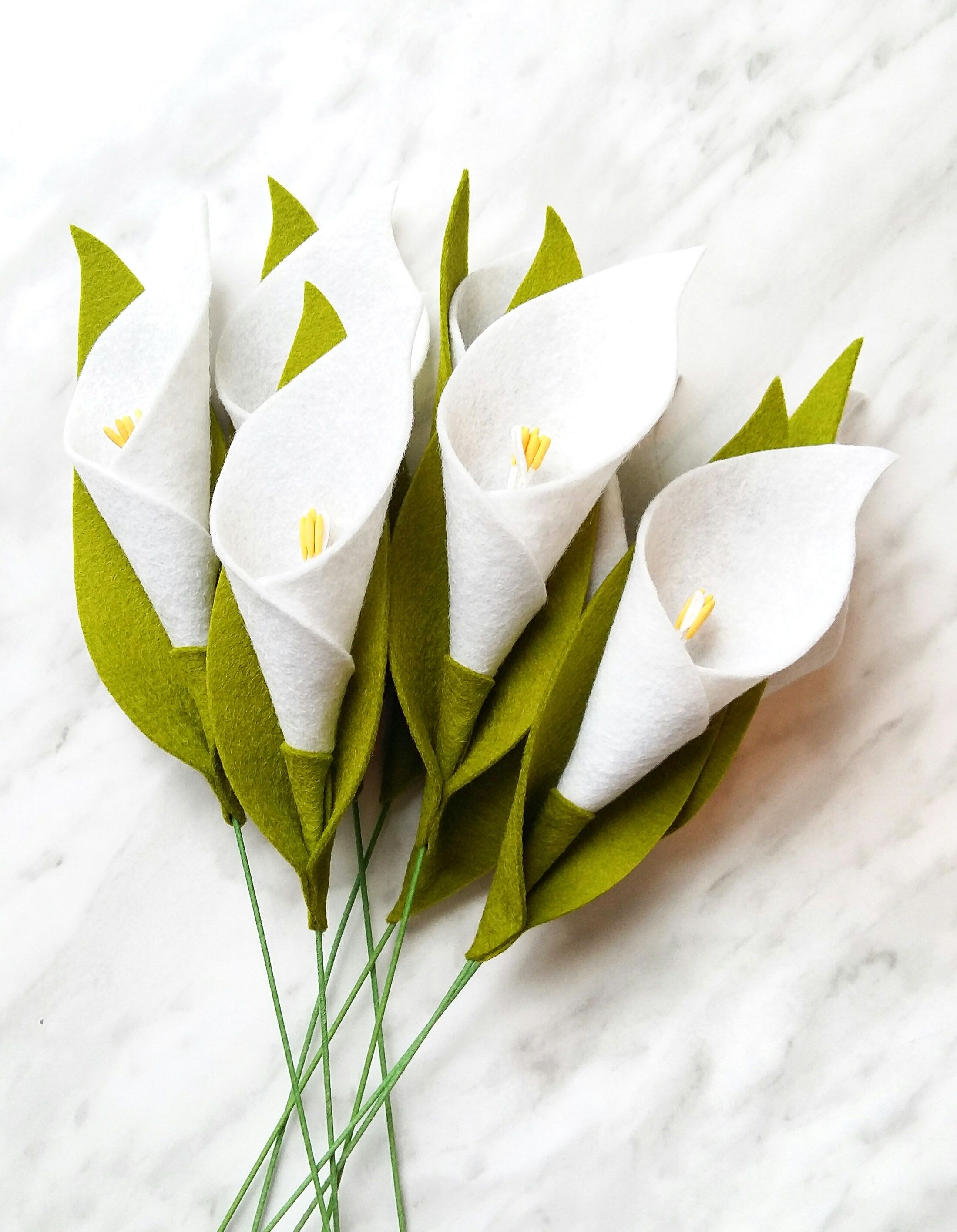 Цветок каллы из гофрированной бумаги своими руками: мастер-класс с фото
