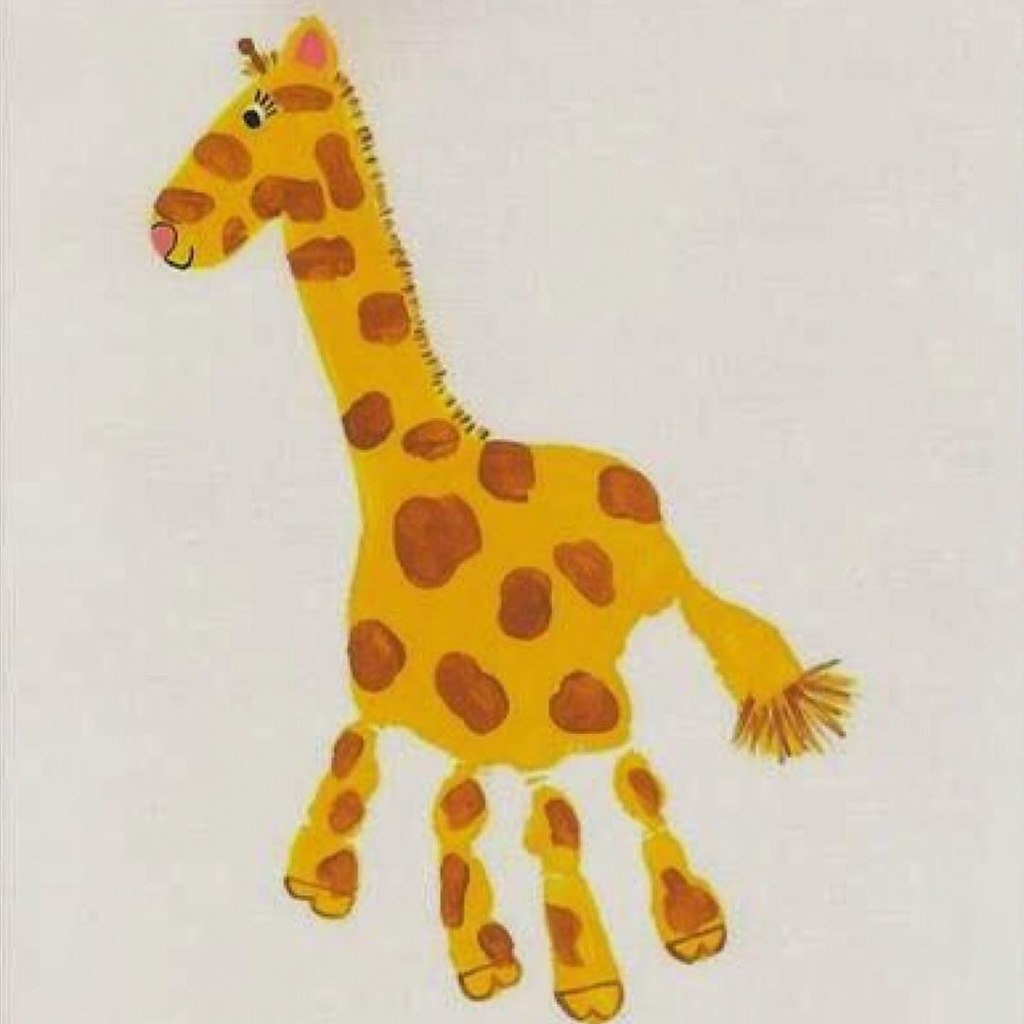 Жираф рисование ладошкой