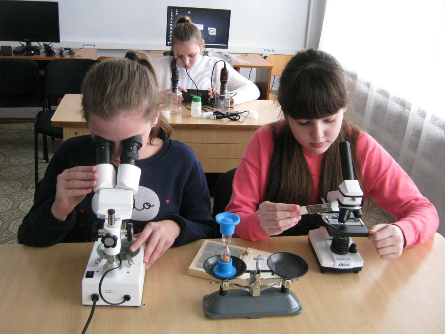 Цифровой микроскоп для школы