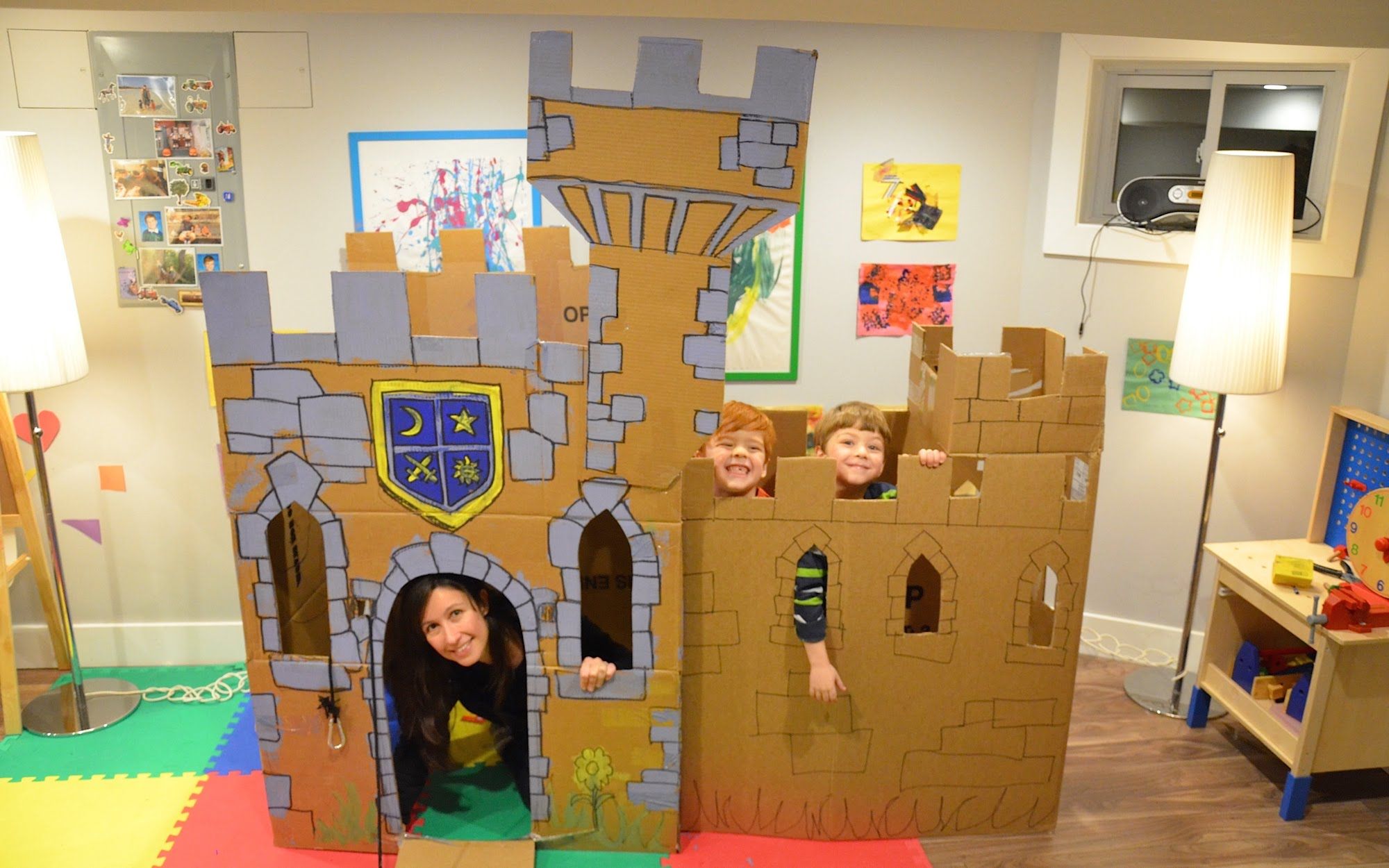Замок из картона для детей