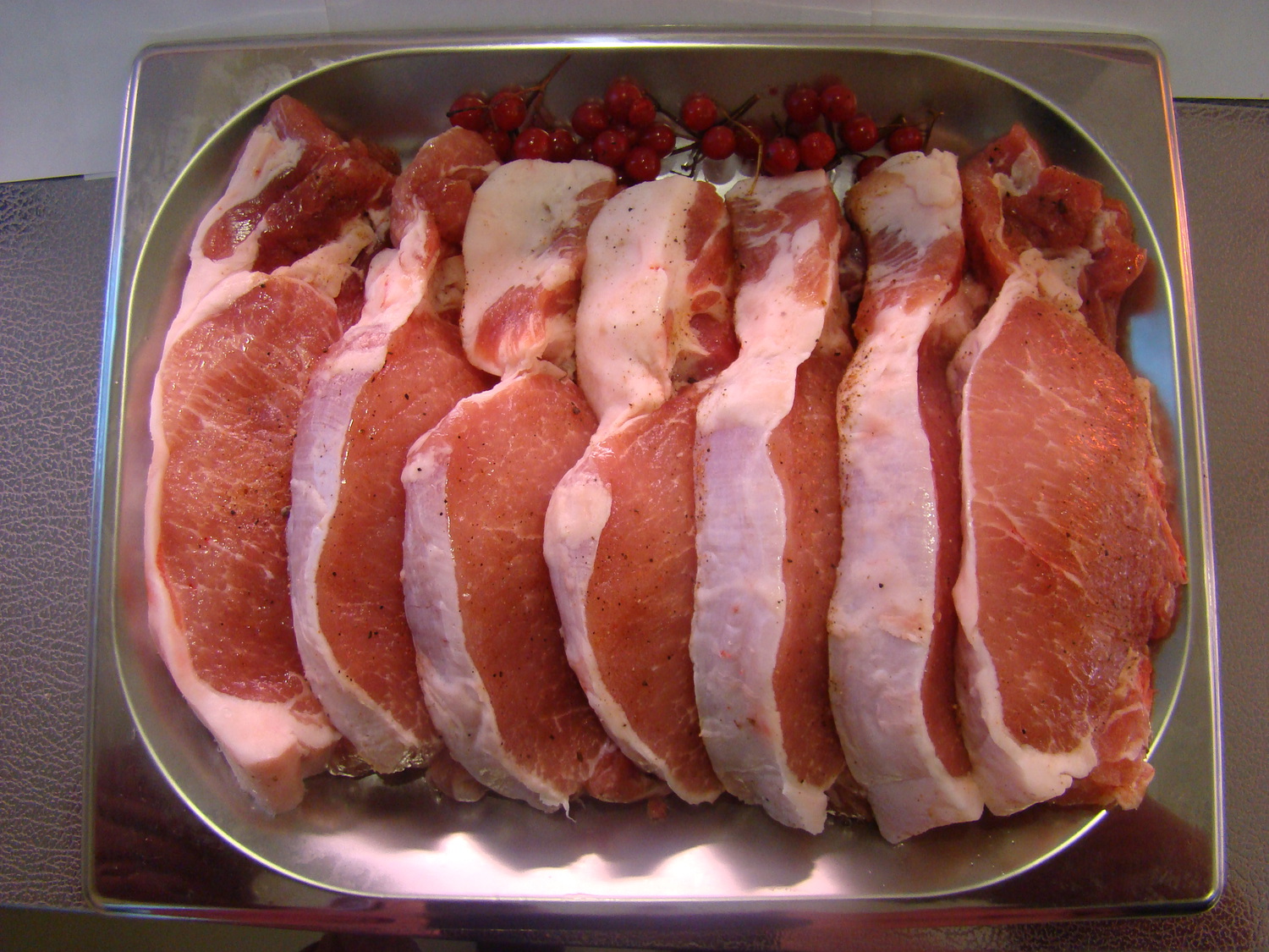 Мясо для стейка из свинины