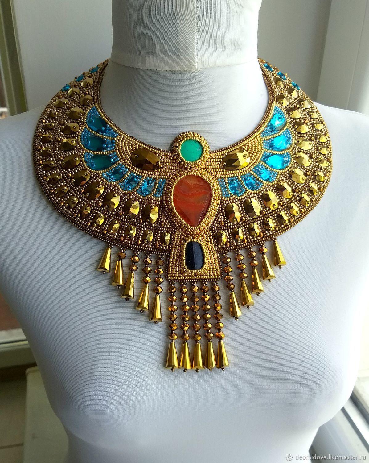 Ускх ожерелье древнего Египта