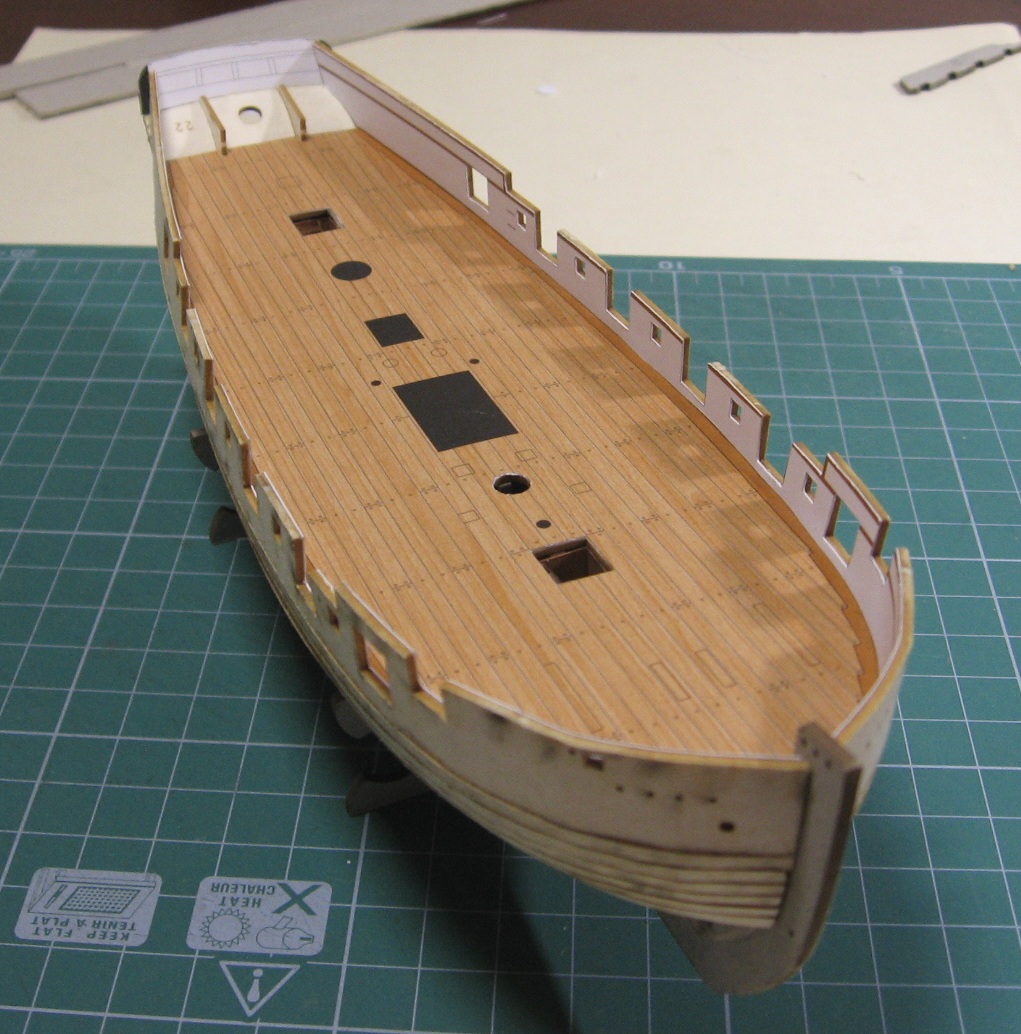 Модели кораблей из картона