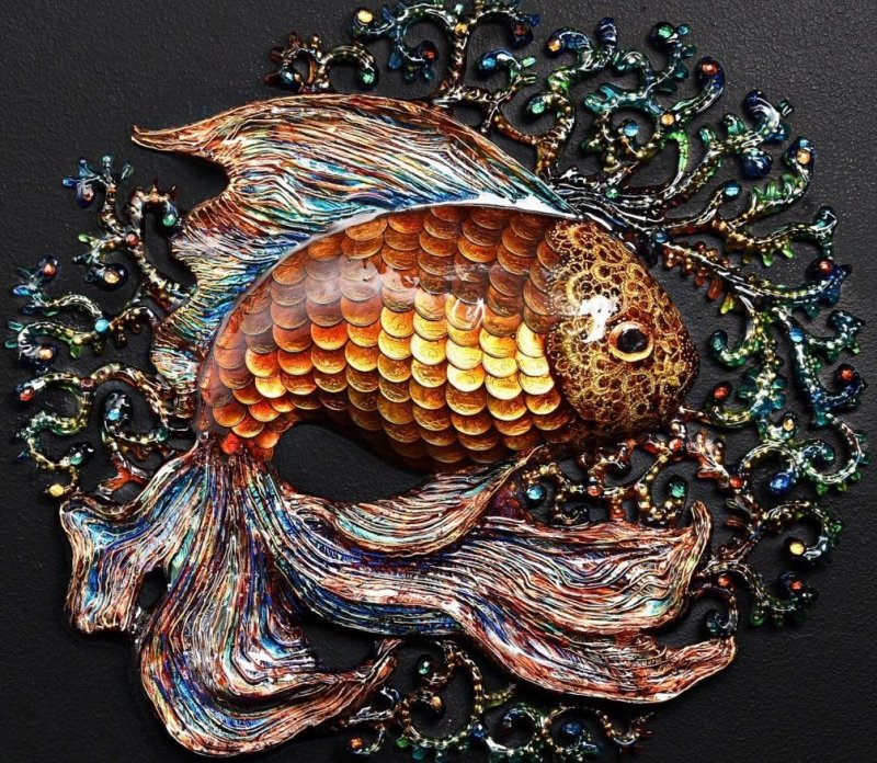 Панно рыбка из монет