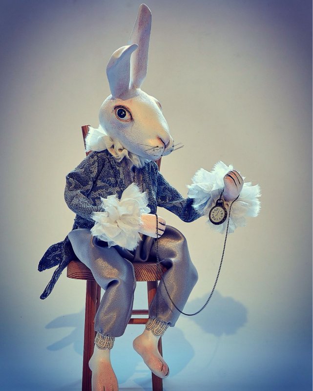 Мартовский кролик Алиса