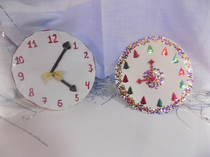 Новогодние часы в детский сад