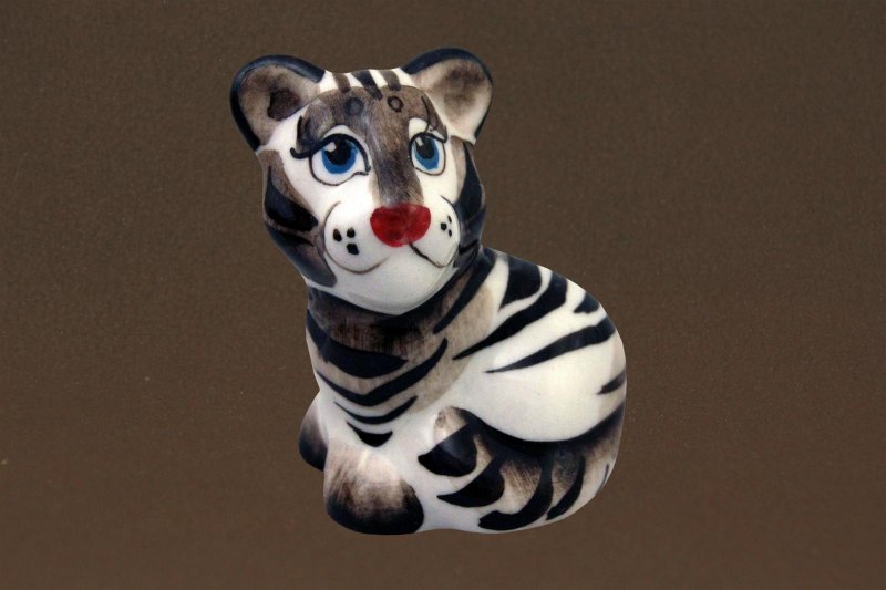 Тигр из скульптурной глины