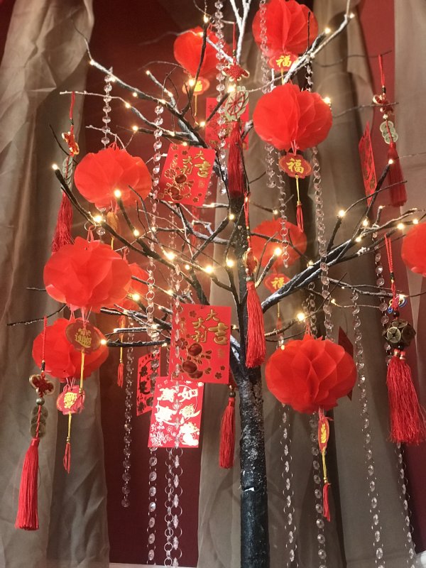 Новогодние украшения в китайском стиле