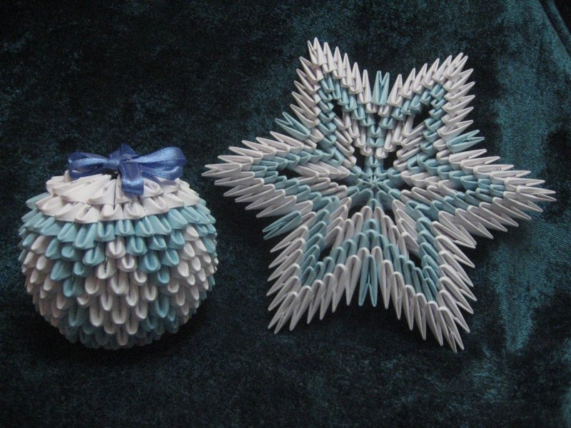 Модульное оригами ёлочные игрушки