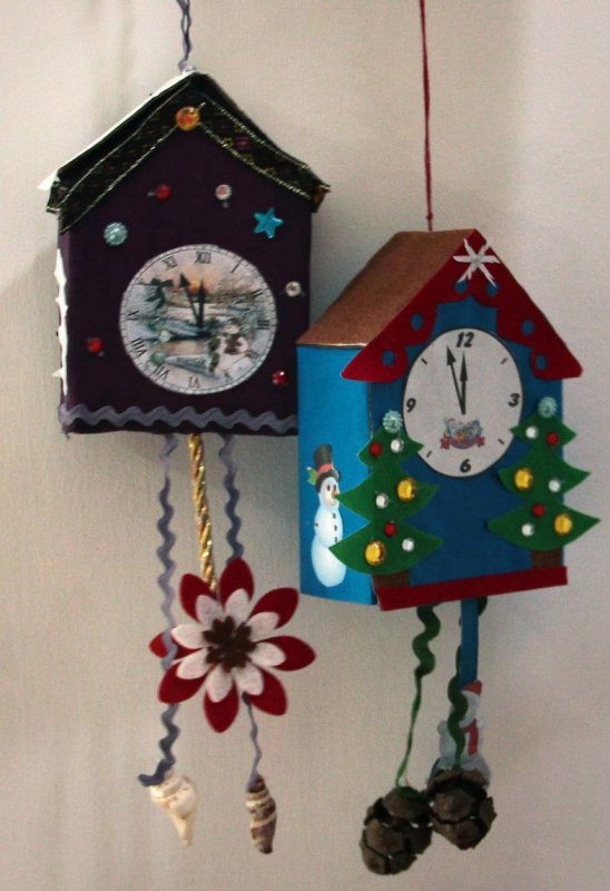 Поделка новогодние часы напольные в детский сад