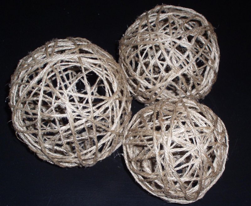 Елочные шары из верёвок