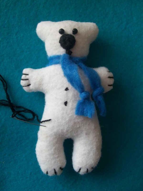 Шитые игрушки белый медведь