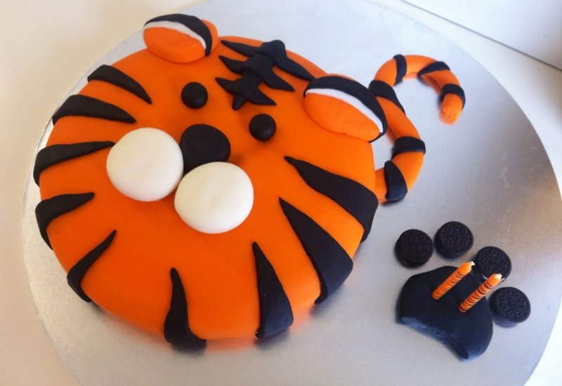 Торт в форме тигра