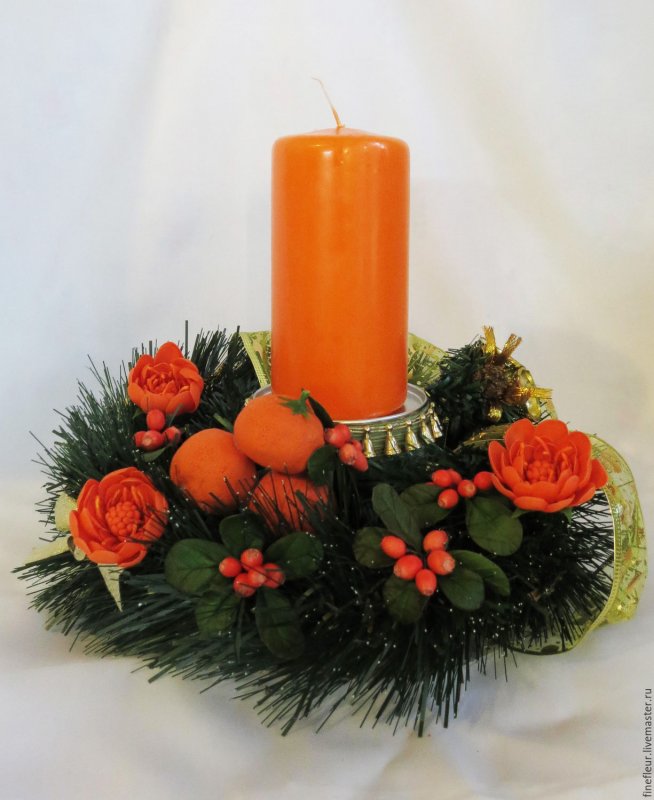 Новогодние композиции со свечами и мандаринами