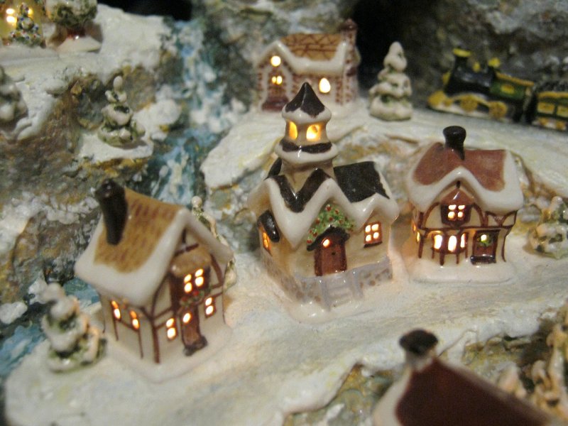 Новогодняя деревня миниатюра
