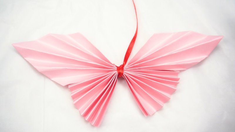 Бабочка из бумаги оригами гармошкой