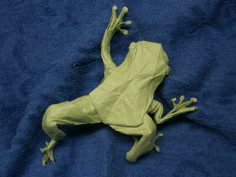 Бумажная фигурка лягушки