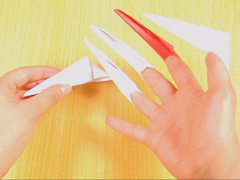 Дракончик на палец из бумаги