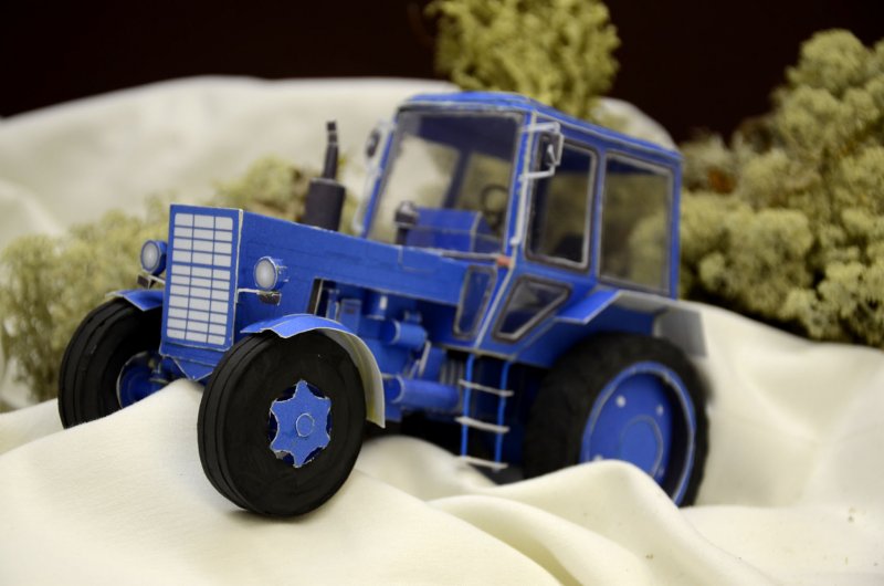 Синий трактор фетр