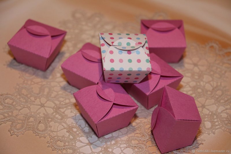 Коробочка с розой оригами