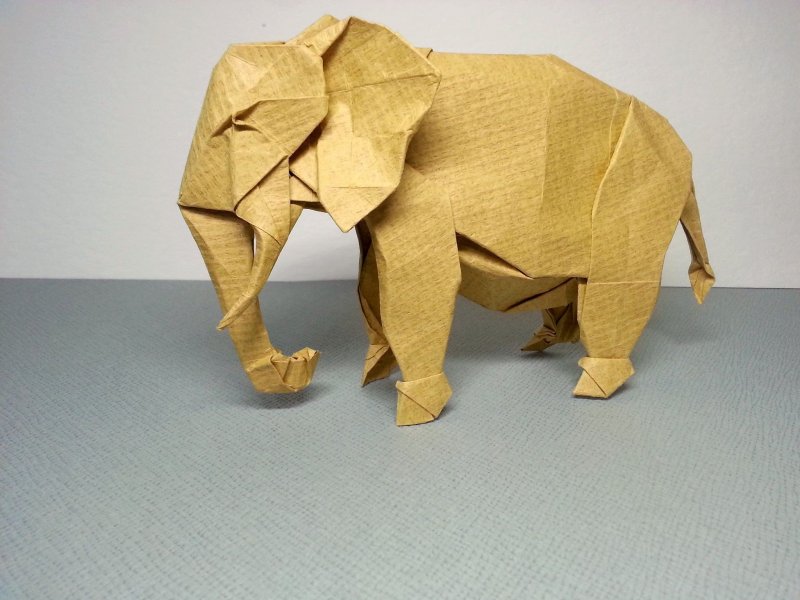 Объемный слон оригами