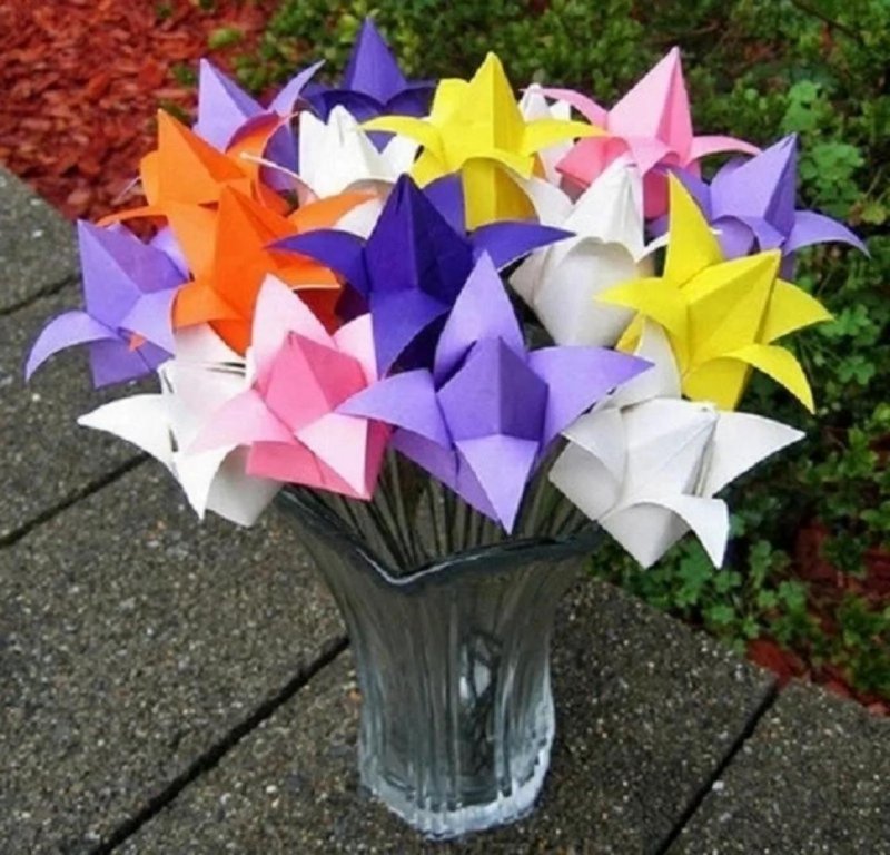 Букет из тюльпанов оригами