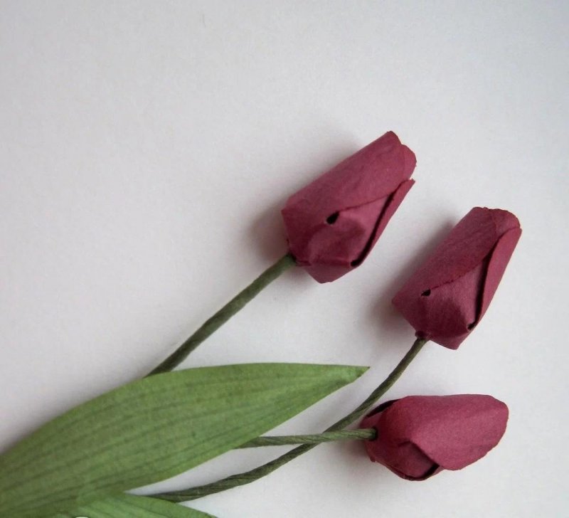 Маленькие тюльпаны из бумаги