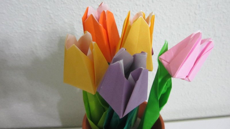 Объемный тюльпан оригами