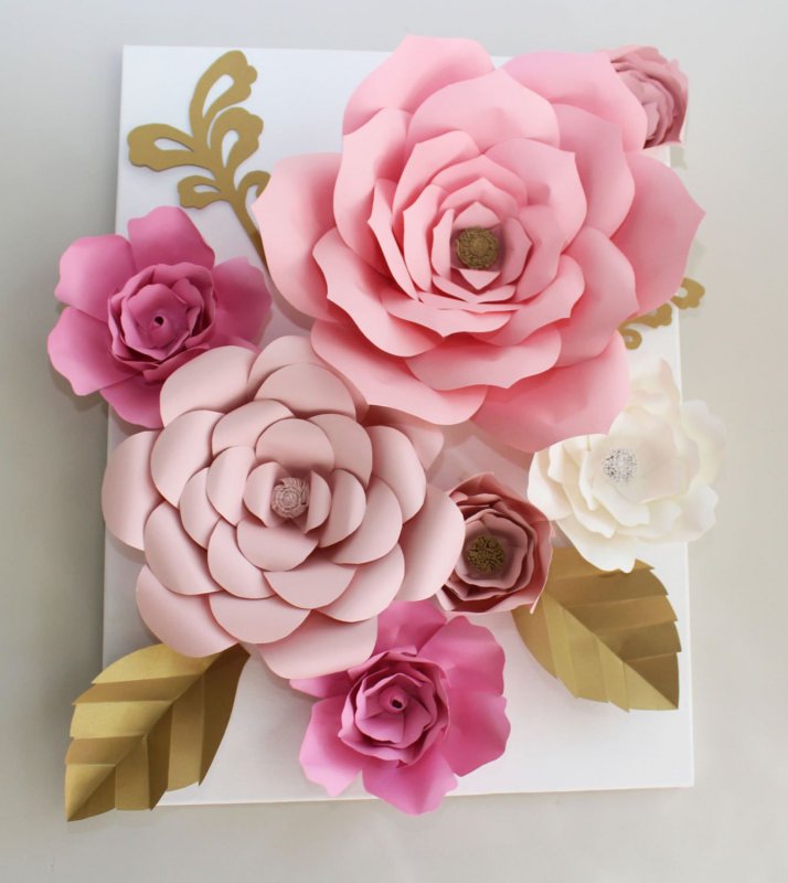 Цветы из гофрированной бумаги розы