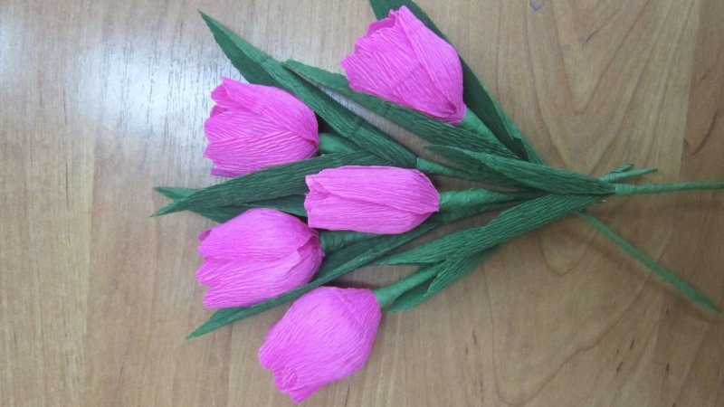 Цветы из гофрированной бумаги тюльпаны