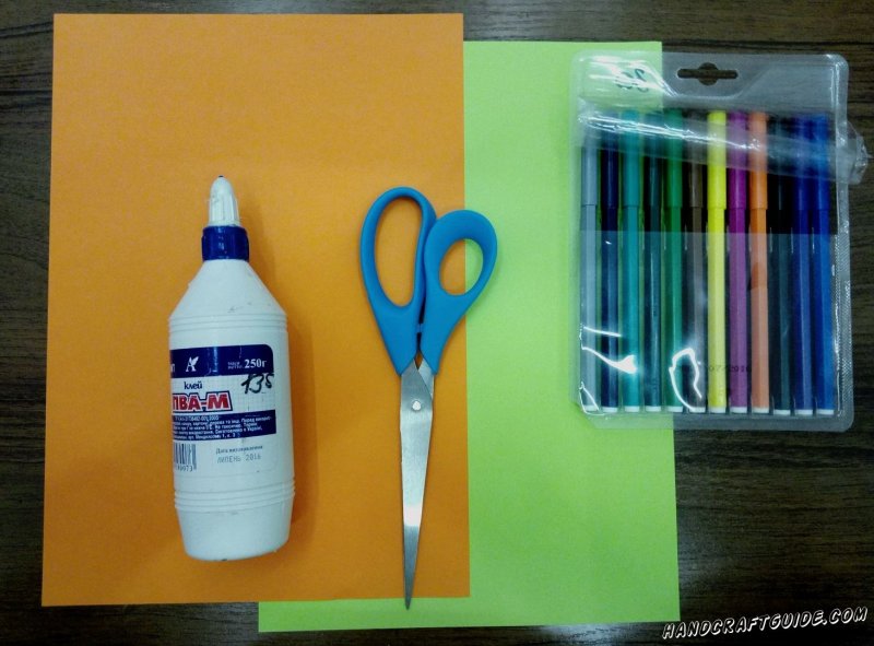 Цветной картон цветная бумага клей ножницы