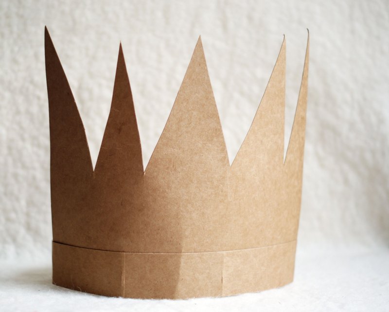 Поделка корона из бумаги