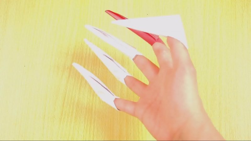 Ногти из картона