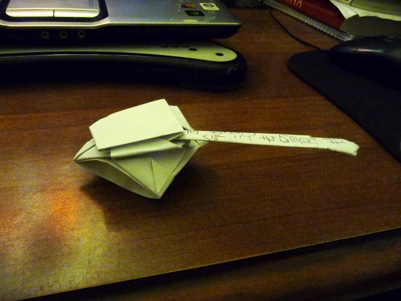 Оригами танк из картона