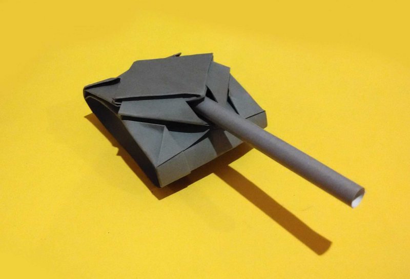 Оригами танка