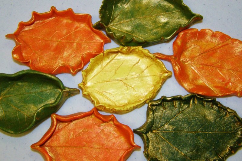 Осенние листья из соленого теста