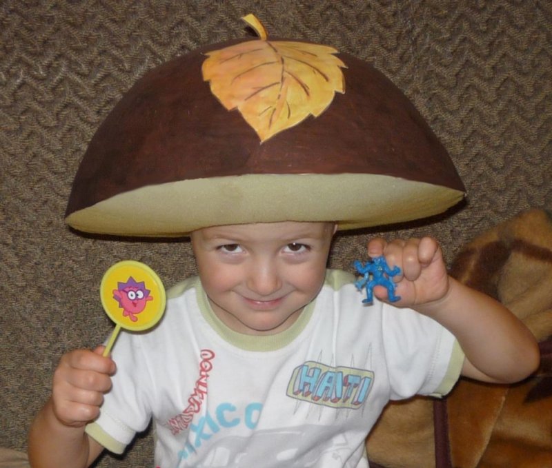 Осенняя шляпа необычная
