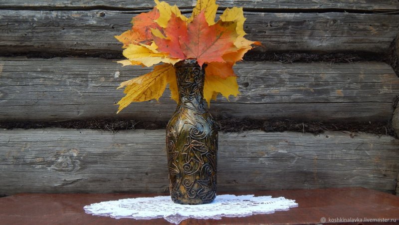 Осенняя ваза из бутылки