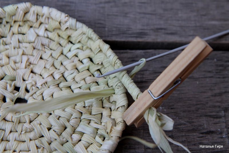 Талаш плетение из кукурузных листьев