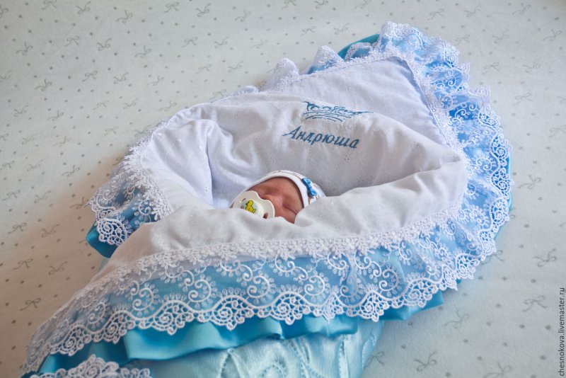 Одеяло на выписку для новорожденных