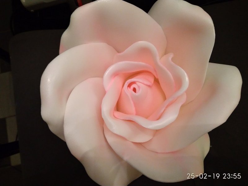 Роза из изолона розовая пудра