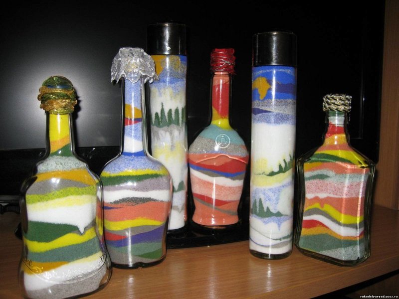 Бутылочки с разноцветным песком