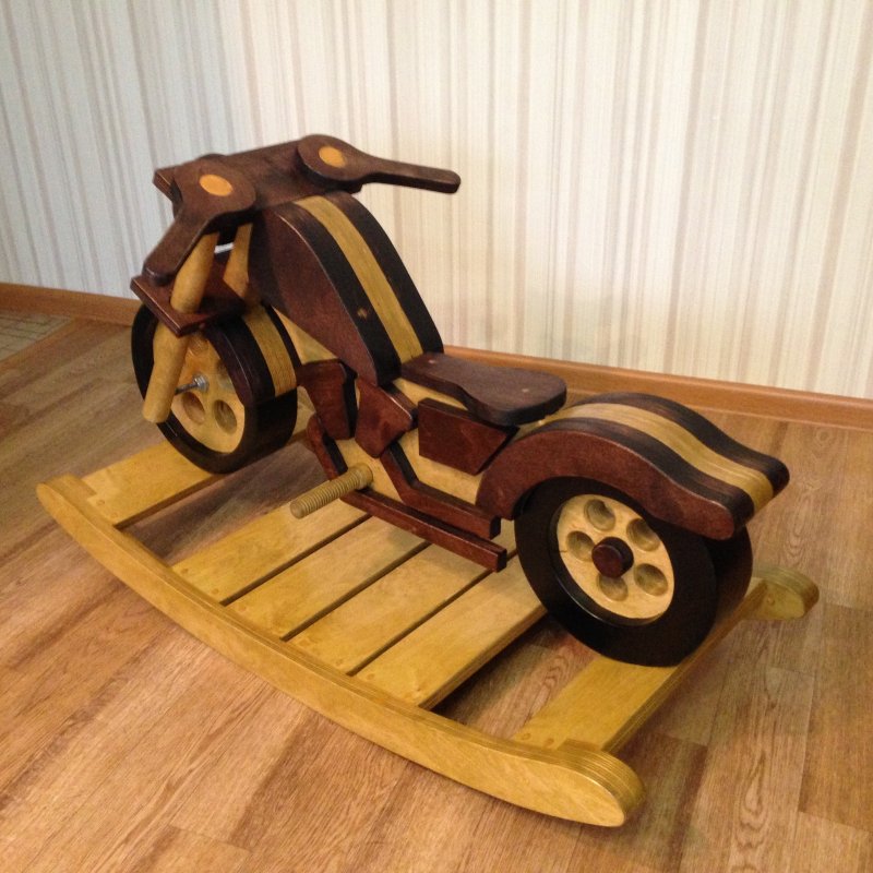 Деревянный мотоцикл качалка