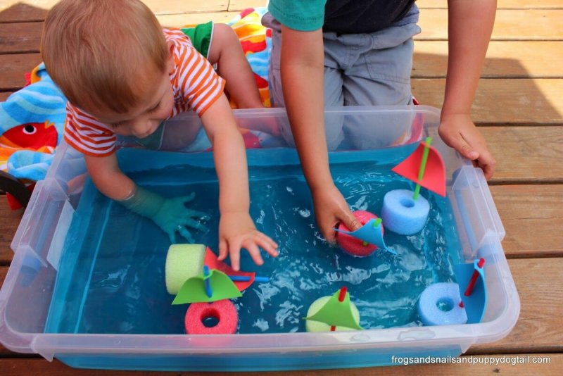 Игрушки для игр с водой в детском саду