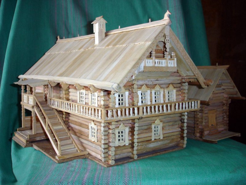 Макет деревянного дома