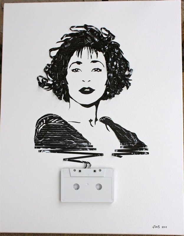 Картины из кассетной ленты