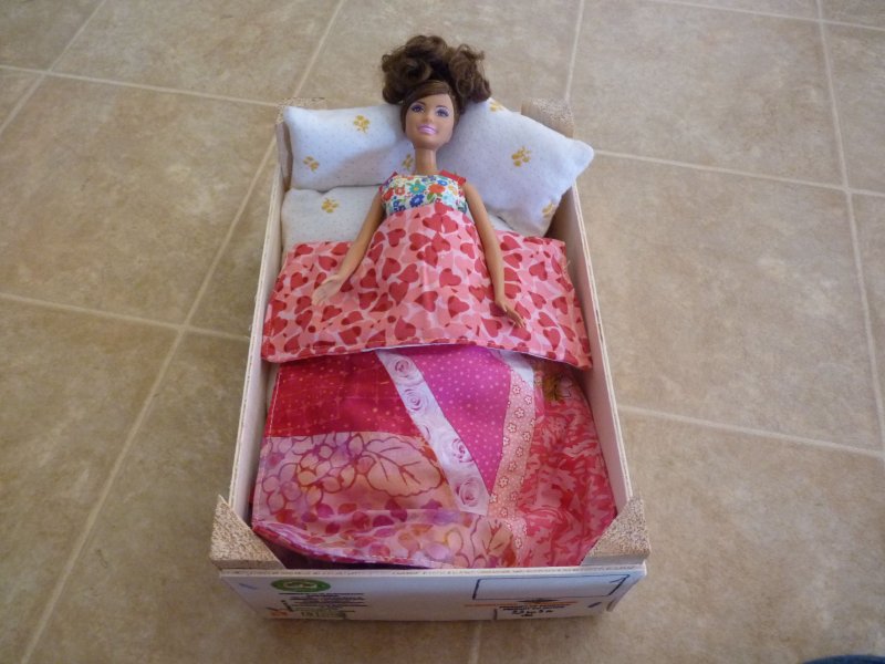 Вещи для кукол Барби из коробок