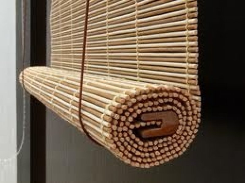 Штора из бамбуковых палочек